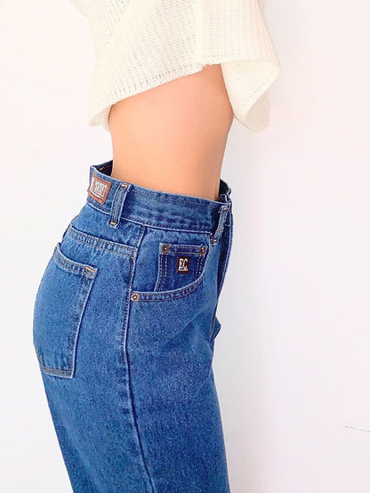 Pantalón tipo Mom Jeans de mezclilla, Azul Claro