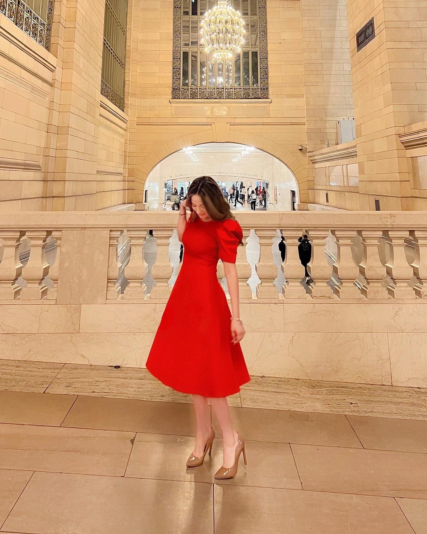 Un vestido Rojo en la ciudad